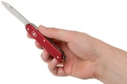 Victorinox Pioneer Alox Red 0.8201.20R4.KTE1 Knivesandtools Edition, Couteau Suisse -Couteaux Boutique VT0 8201 20R4 KTE1 06 victorinox